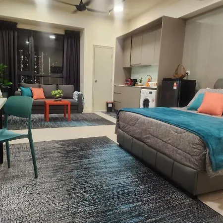Avenpeak Homestay Tamarind Wifi, Netflix, Iron, Filter, Tv, Self Checkin Cyberjaya Exterior photo