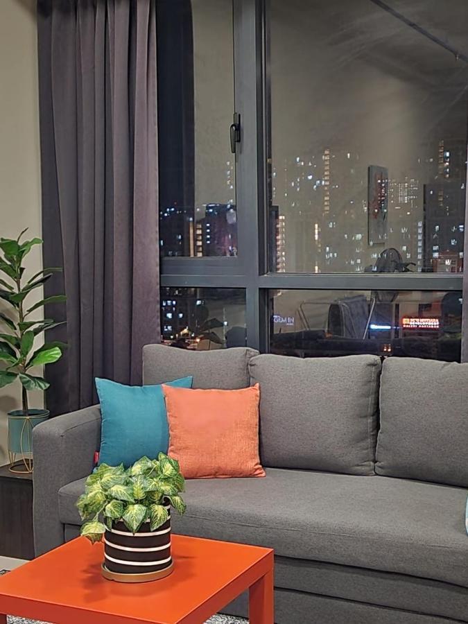Homestay Avenpeak Tamarind Wifi, Netflix, Iron, Filter, Tv, Self Checkin Cyberjaya