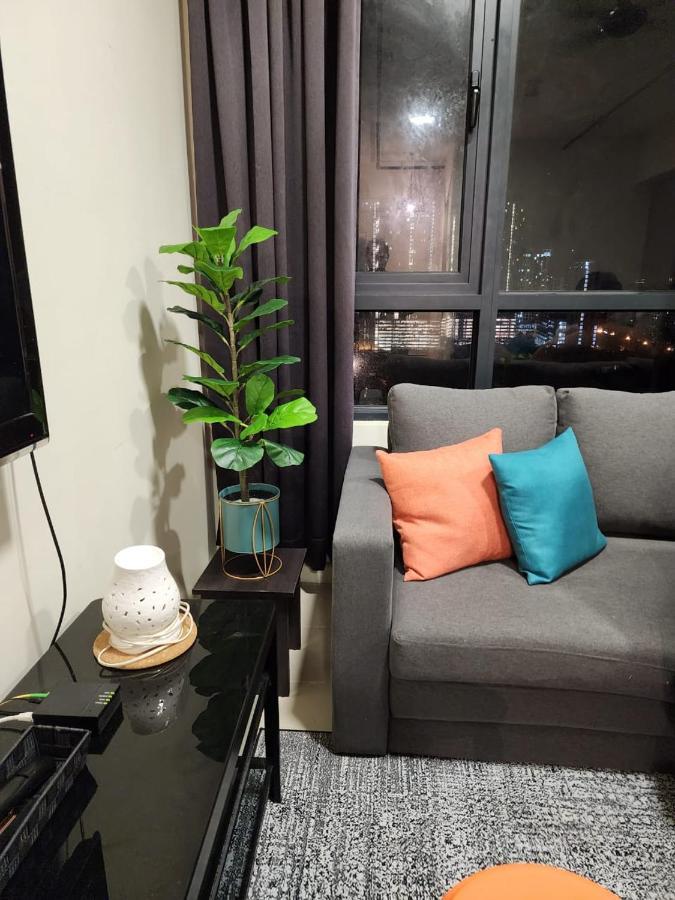 Avenpeak Tamarind Wifi, Netflix, Iron, Filter, Tv, Self Checkin